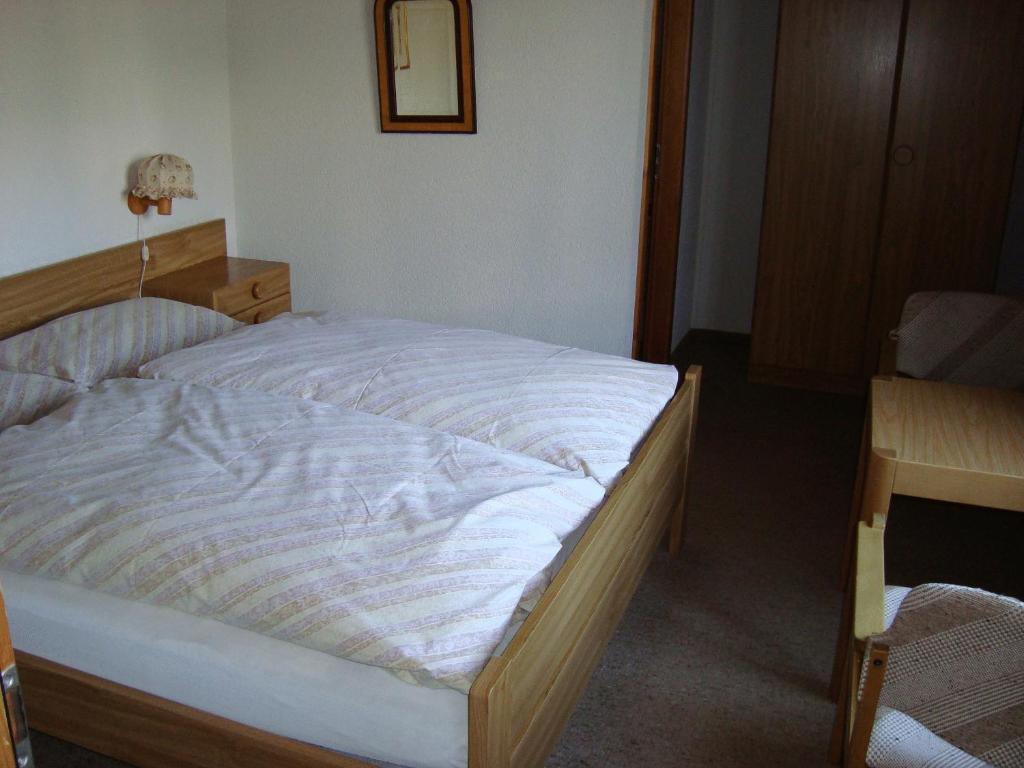 Hotel Rothorn Vintage-Style Sigriswil Room photo