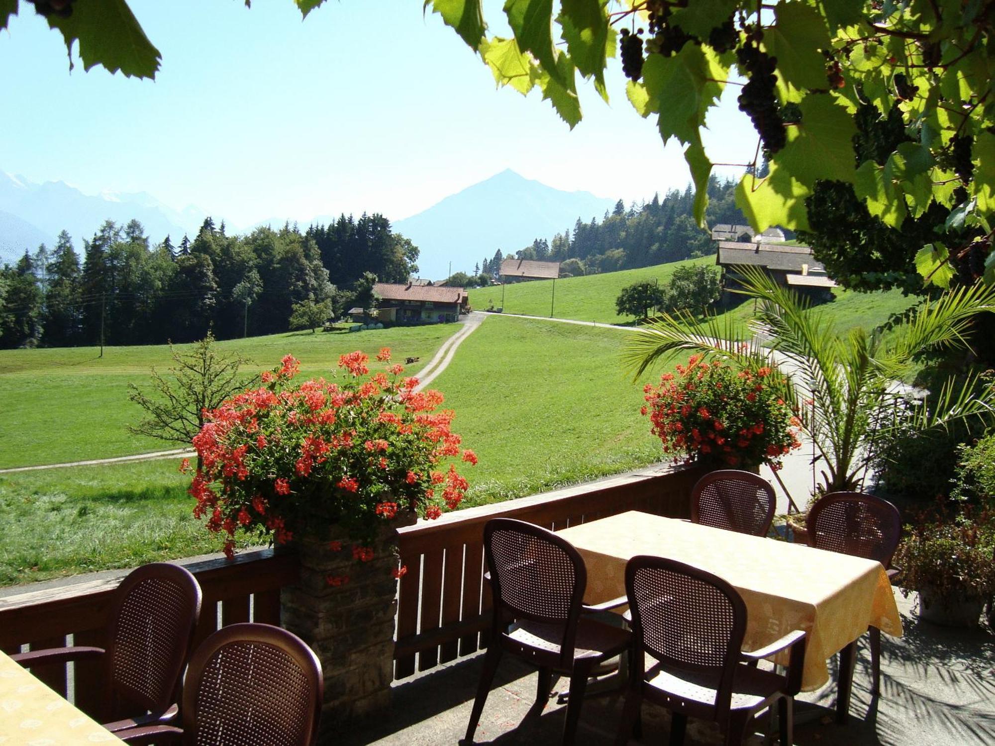 Hotel Rothorn Vintage-Style Sigriswil Exterior photo